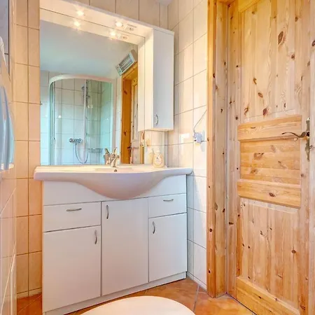 Ferienhaus Bergstrasse 3 *