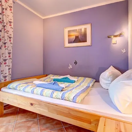 Holiday home Ferienhaus Bergstrasse 3 *